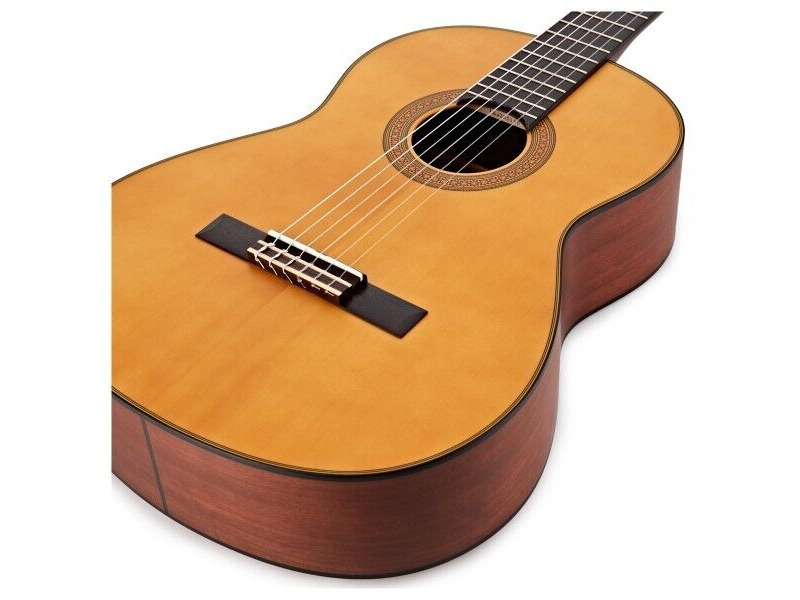 Yamaha CG122MS CLASSICAL ACOUSTIC GUITAR click to zoom image