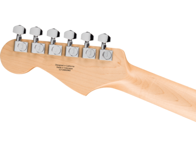 Fender Standard Stratocaster[REG] HSS, Maple Fingerboard, White Pickguard, Aqua Marine Metallic click to zoom image