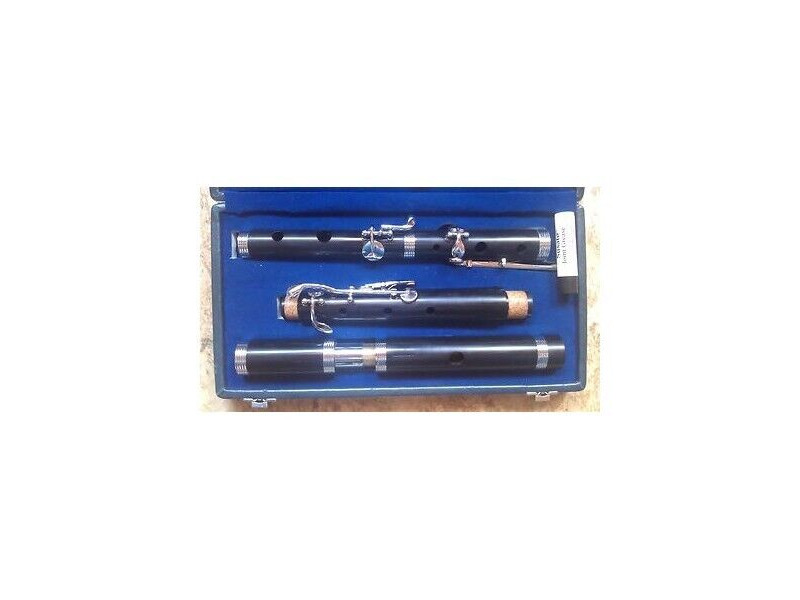 Michael Cronnolly 6 Key Irish flute click to zoom image