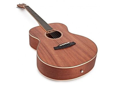 Tanglewood TWUF Acoustic Guitar click to zoom image