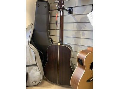 Tanglewood TW11TS Acoustic Guitar click to zoom image